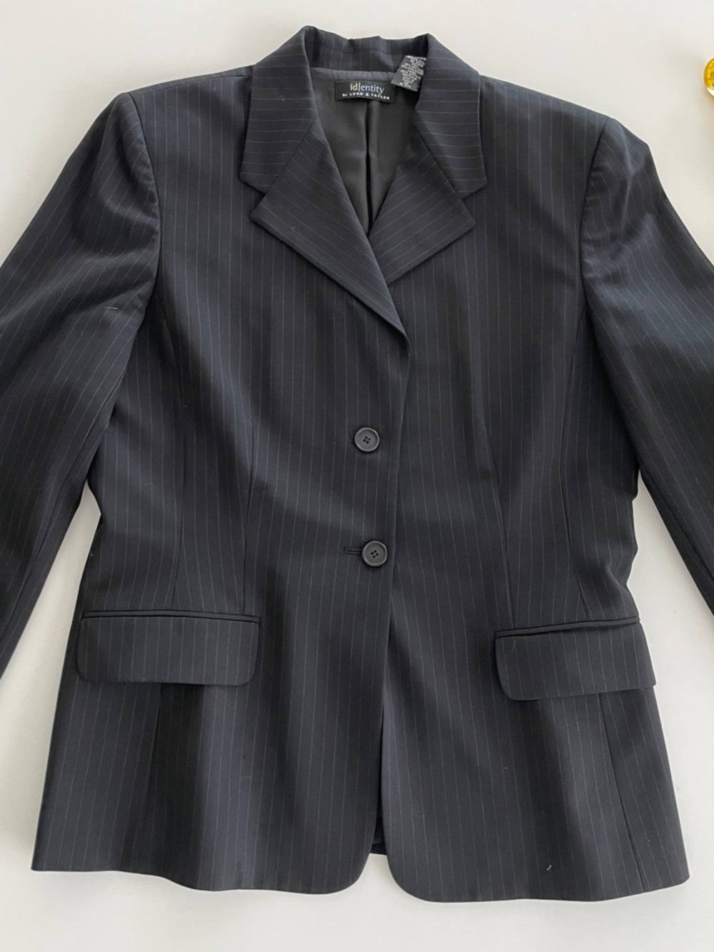LORD & TAYLOR •Vintage New Wool Blend Black Pinstripe Blazer for Women • Size 12 - Picture 11 of 11